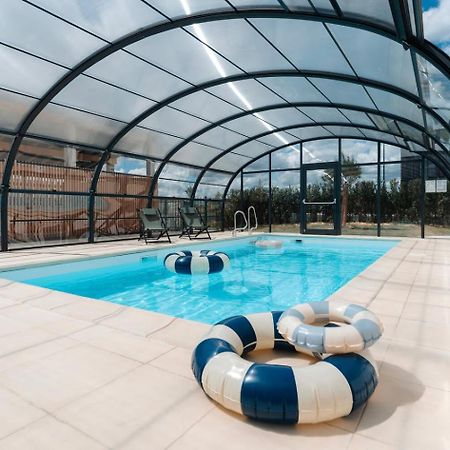 Westotel Taverny - Paris Val-D'Oise エクステリア 写真